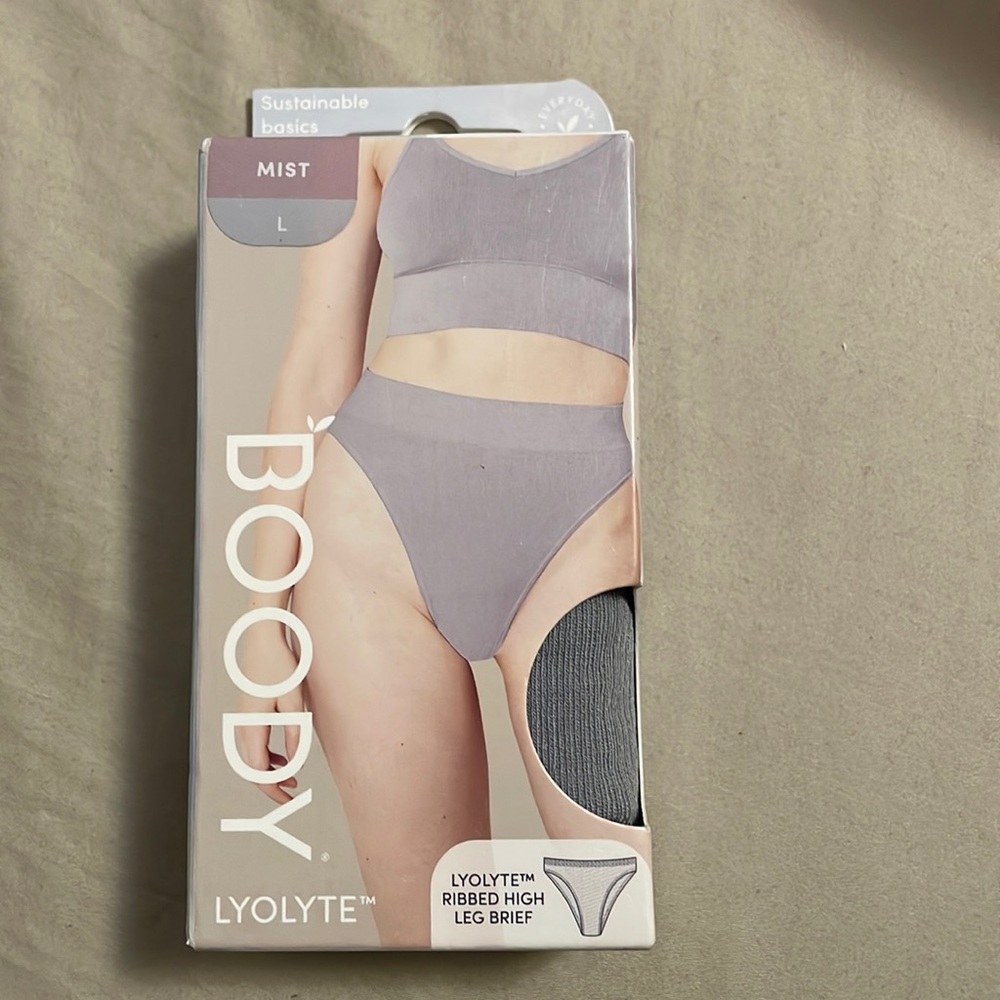 LYOLYTE™
Ribbed High Leg Brief